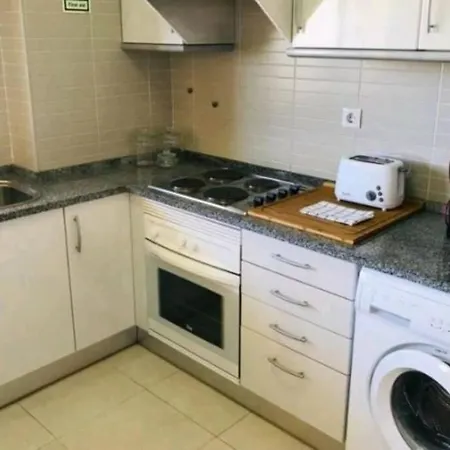 Apartment Areias Da Rocha - 500 M From The 3 Castelos Da Rocha *