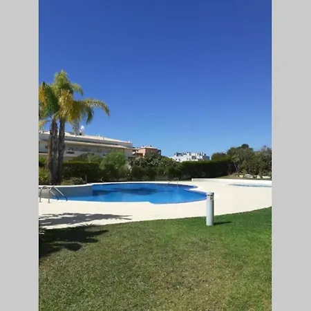 Areias Da Rocha - 500 M From The 3 Castelos Da Rocha アパート